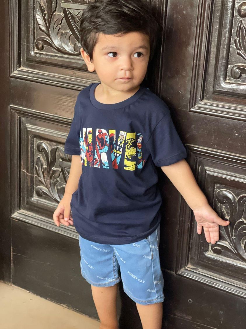 MARVEL T-SHIRT
