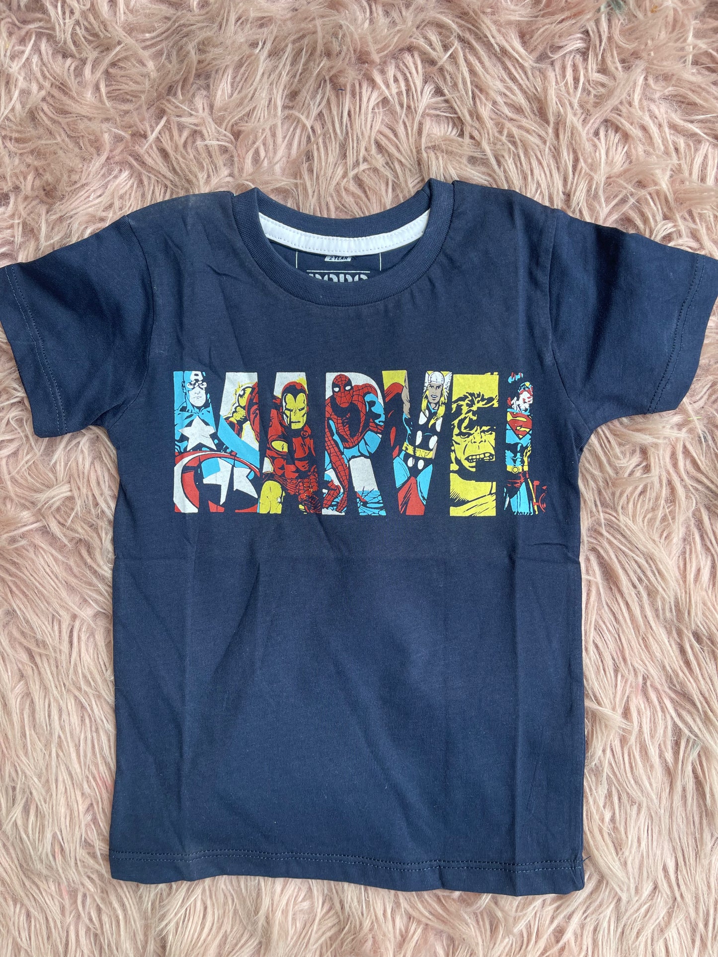 MARVEL T-SHIRT