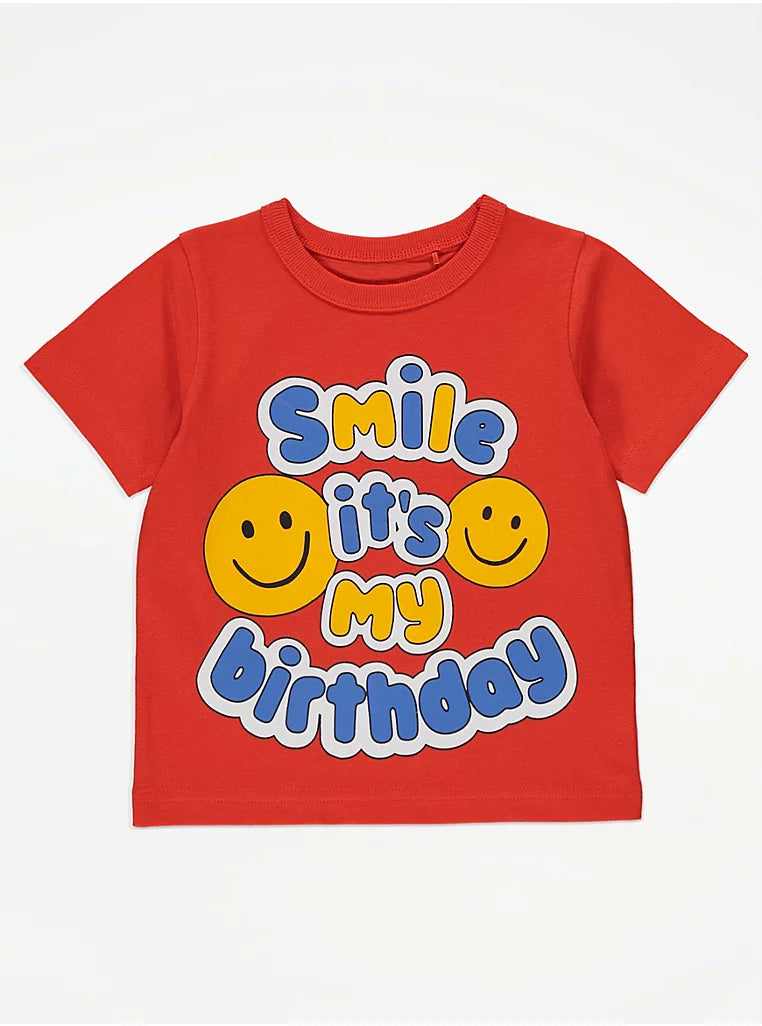 Red Smiley Birthday Short Sleeve T-Shirt