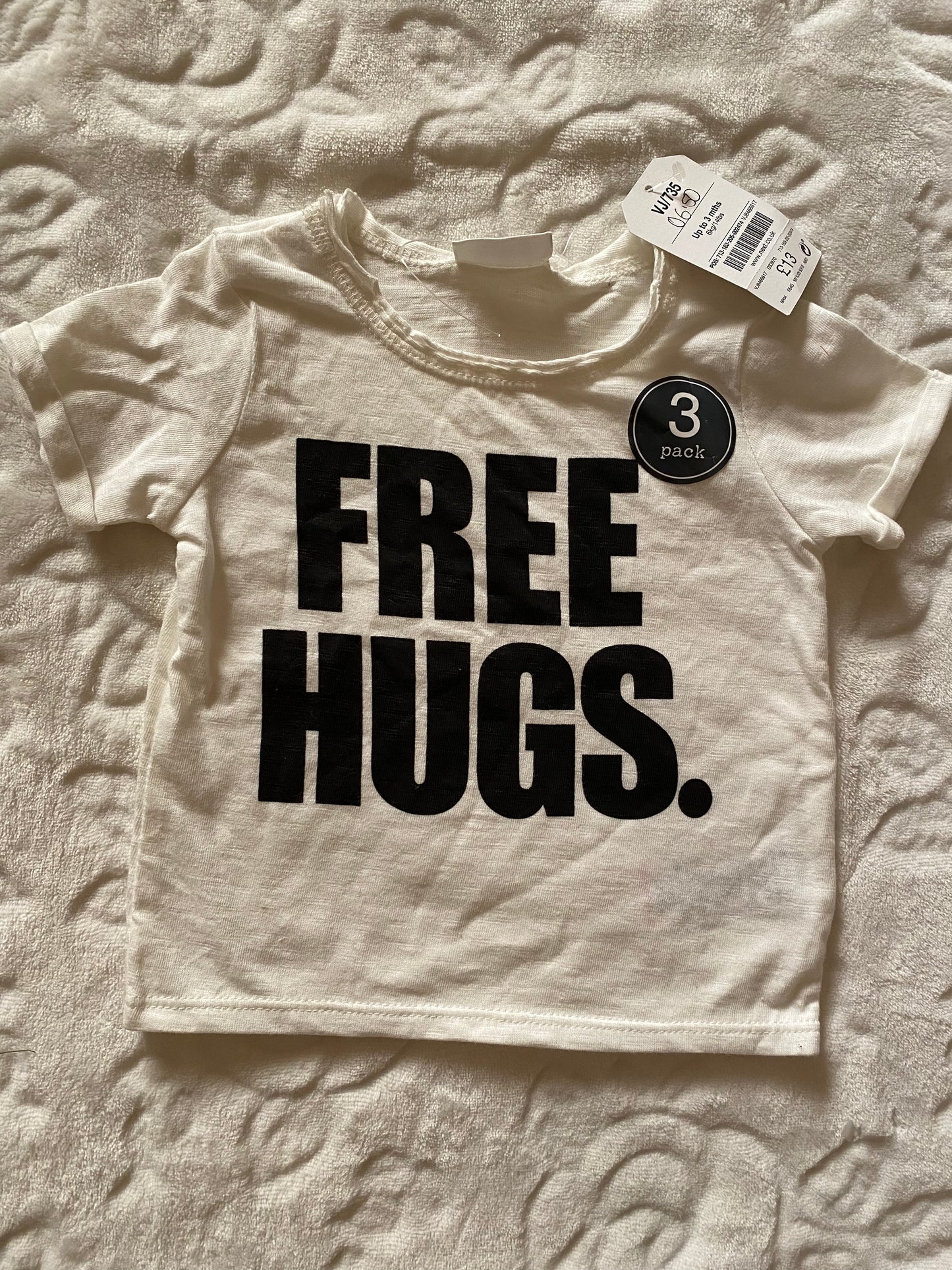 Free Hugs 3 pack shirts